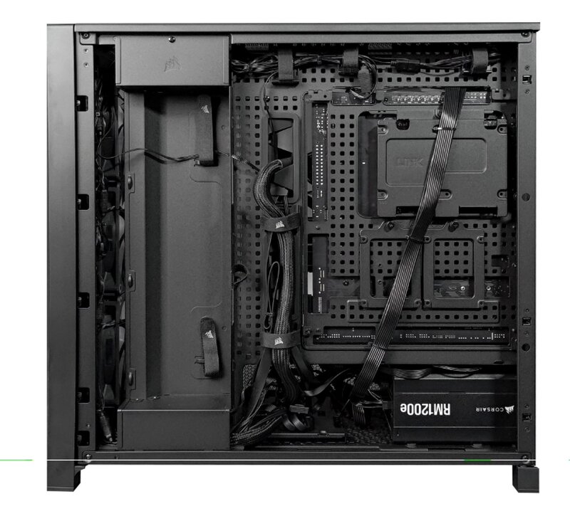 Ultimate Gaming RTX 5090 + Ryzen 9 9900X3D 64GB DDR5 4TB garantie 2 ani